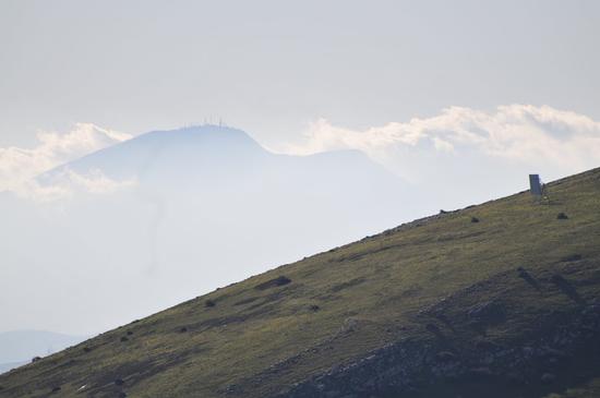 Madonie con lo sfondo Monte Cammarata (289 clic)