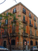  Palazo Dato, veduta d'angolo(Arch. V.Alagna)  - Palermo (1559 clic)